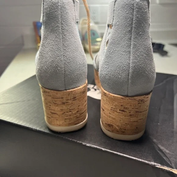 Sorel Cameron Lace-Up Suede Ghillie Gladiator Sandals - Picture 4 of 12